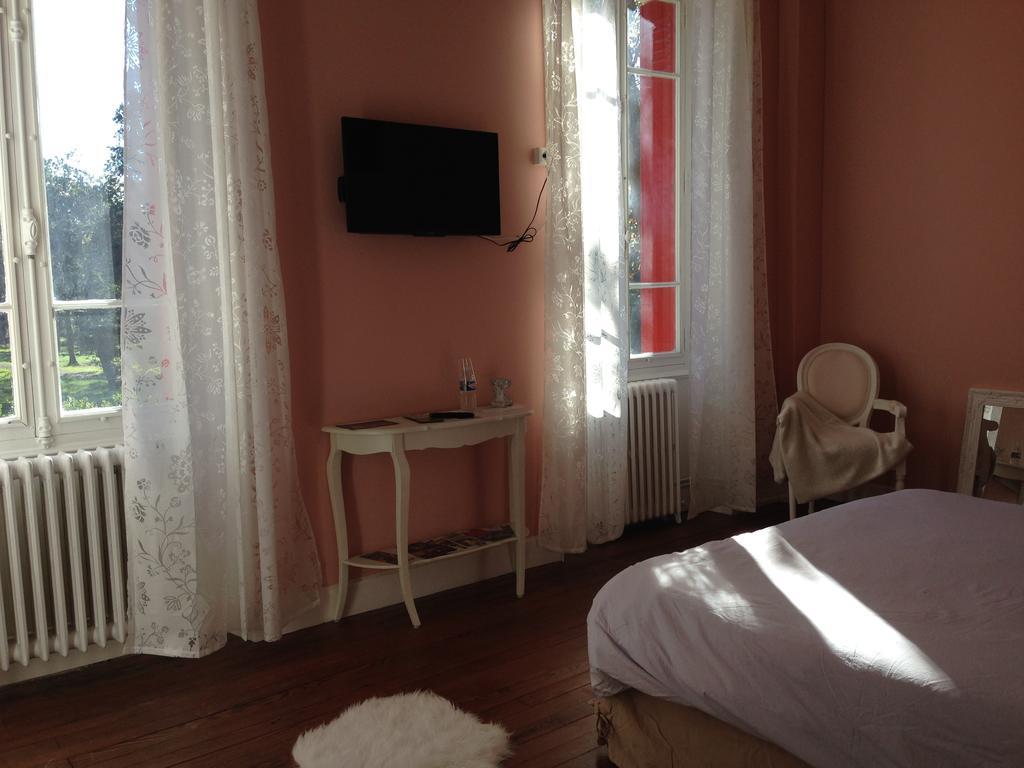 Les Chambres D'Hotes Du Domaine De Lugazaut Vielle-Soubiran ภายนอก รูปภาพ